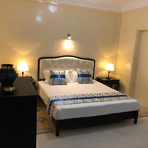 De L'amitie Hotel